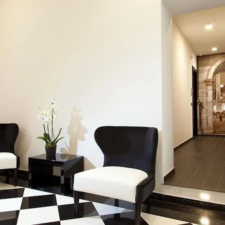 Class House 3*